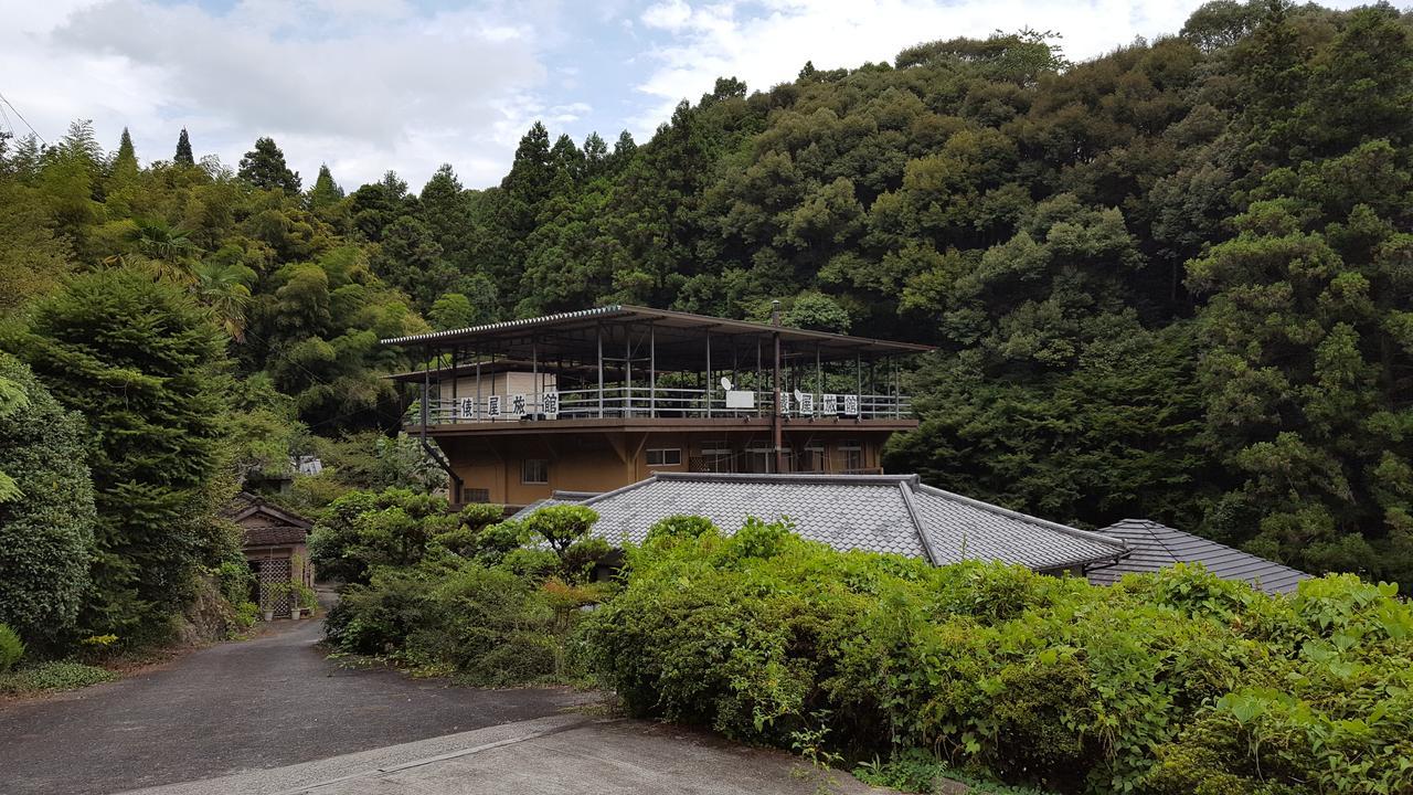 Отель Tawaraya Ryokan Koto Shirasagikan Usuki Экстерьер фото